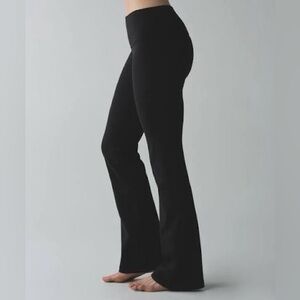 Lululemon Groove Pant Bootcut Black High-Rise Yoga Pants